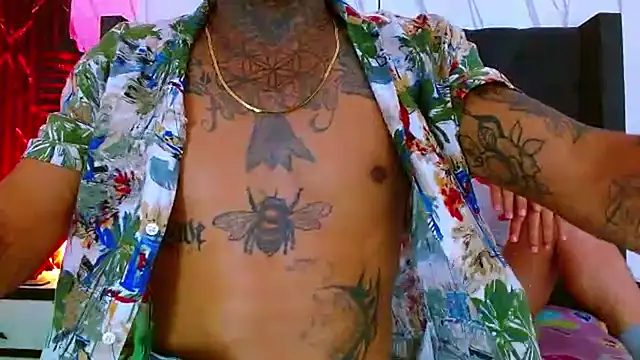 Snapshot of Hot_Latino_x chatting on November 26, 2025, 7:15 pm Hot Latino x online show from November 26, 2025, 7:15 pm