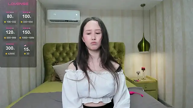 Snapshot of MonicaSway chatting on November 28, 2025, 3:25 pm MonicaSway online show from November 28, 2025, 3:25 pm