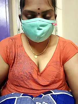 Snapshot of Paru_Tamil_Ponnu chatting on November 26, 2025, 6:42 pm Paru Tamil Ponnu online show from November 26, 2025, 6:42 pm