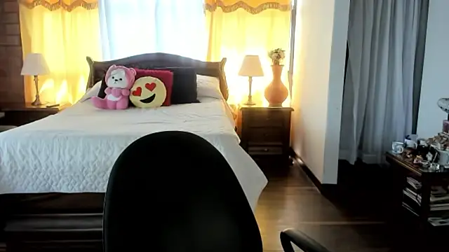 Charlotte-Willson online show from March 1, 2026, 4:20 pm