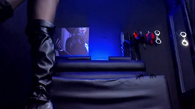 AprilStoness online show from March 16, 2026, 7:40 pm