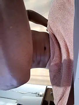 Snapshot of gymratbr chatting on November 22, 2025, 12:15 pm gymratbr online show from November 22, 2025, 12:15 pm