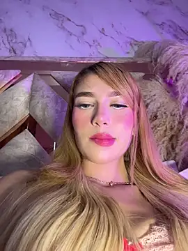 Snapshot of valeryfox__ chatting on December 18, 2025, 10:38 pm valeryfox online show from December 18, 2025, 10:38 pm