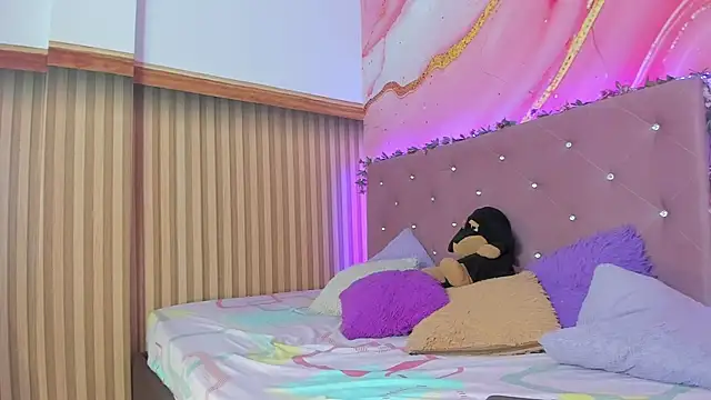 Snapshot of Ares_infernal chatting on November 27, 2025, 3:08 am Ares infernal online show from November 27, 2025, 3:08 am