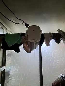 Snapshot of Venus_22 chatting on November 29, 2025, 5:05 pm Venus 22 online show from November 29, 2025, 5:05 pm