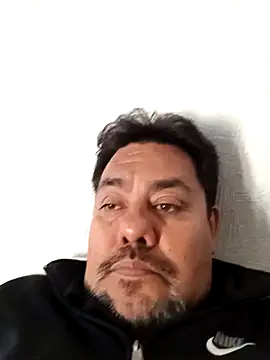 Snapshot of AlexCancun chatting on November 30, 2025, 9:08 pm AlexCancun online show from November 30, 2025, 9:08 pm