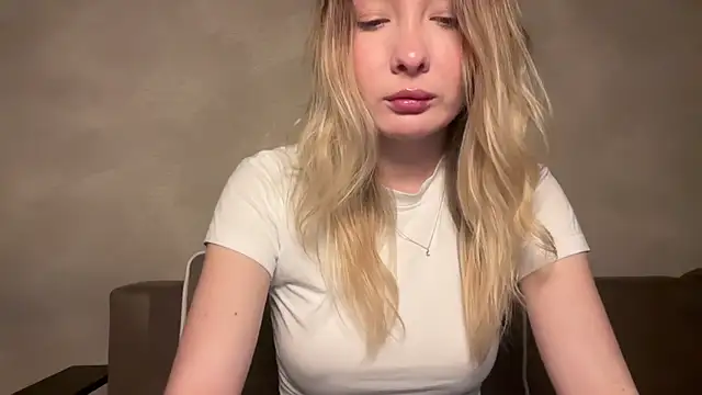 keeendall online show from December 15, 2025, 8:57 pm