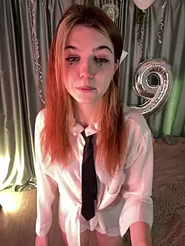 FannyRay online show from December 21, 2025, 9:33 pm