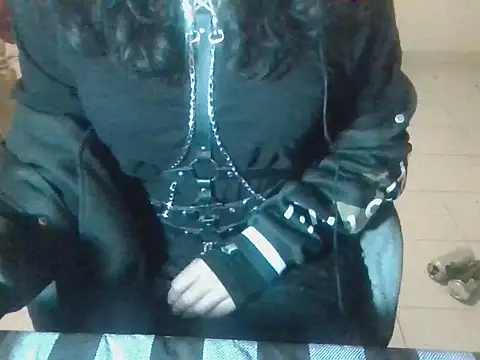 Snapshot of TheUnstable chatting on November 21, 2025, 2:43 am TheUnstable online show from November 21, 2025, 2:43 am