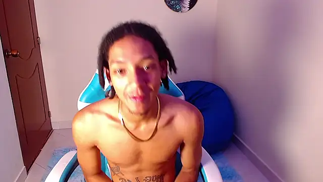 Snapshot of smith_66jr chatting on November 28, 2025, 11:07 pm smith 66jr online show from November 28, 2025, 11:07 pm