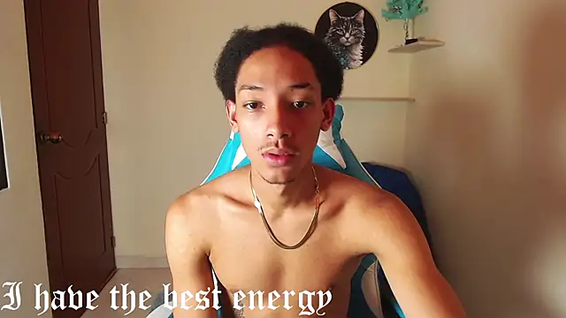 Snapshot of smith_66jr chatting on December 18, 2025, 9:43 pm smith 66jr online show from December 18, 2025, 9:43 pm