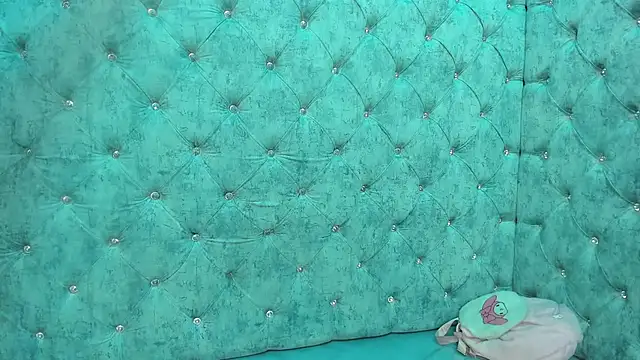 CharlotteStuart online show from March 13, 2026, 4:24 pm