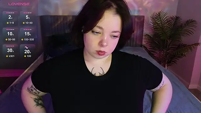 Snapshot of Vlada_vv chatting on November 28, 2025, 1:52 am Vlada vv online show from November 28, 2025, 1:52 am