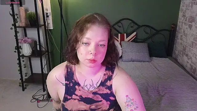 Snapshot of Vlada_vv chatting on July 15, 2026, 4:18 am Vlada vv online show from July 15, 2026, 4:18 am