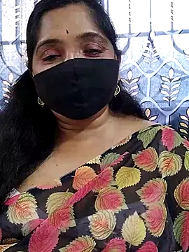 Soni-queen online show from November 22, 2025, 7:07 am