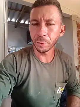 RobertoLuiz84 online show from February 11, 2026, 5:07 pm