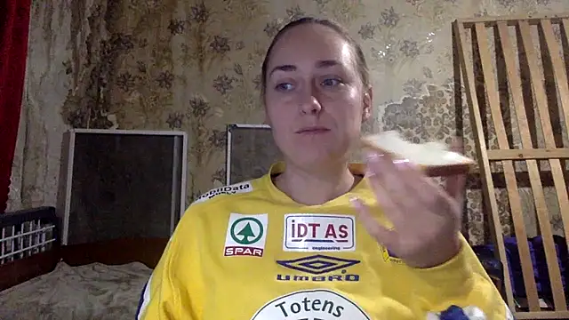 Vassila69 online show from December 18, 2025, 7:31 pm