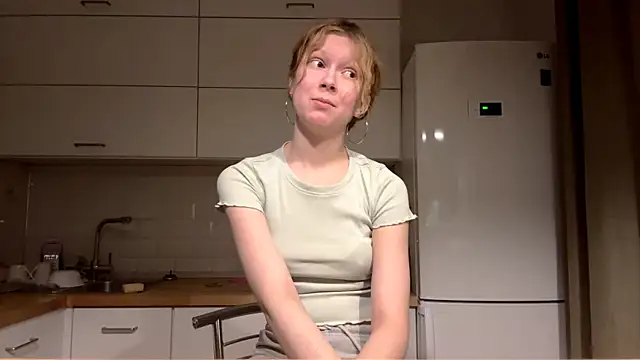 ElfriedaZwack online show from December 18, 2025, 2:45 pm