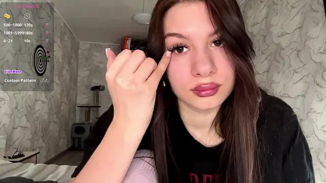 Phantom Gallactic online show from April 8, 2026, 7:08 am