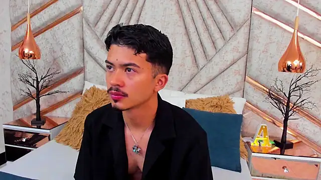 Snapshot of NicolaiKarav chatting on November 28, 2025, 11:02 am NicolaiKarav online show from November 28, 2025, 11:02 am