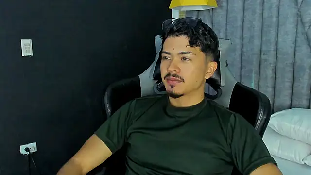 NicolaiKarav online show from April 20, 2026, 12:19 pm