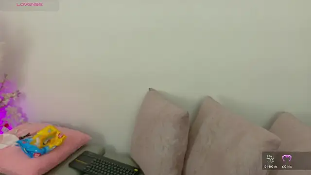 Ambar Carter online show from December 1, 2025, 3:44 am