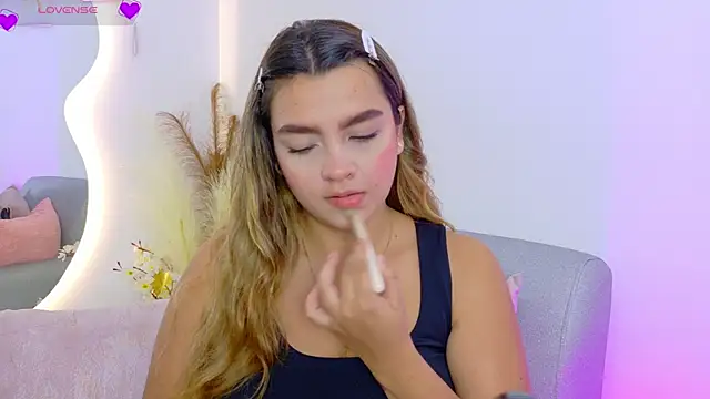 Ambar Carter online show from May 22, 2026, 3:35 am