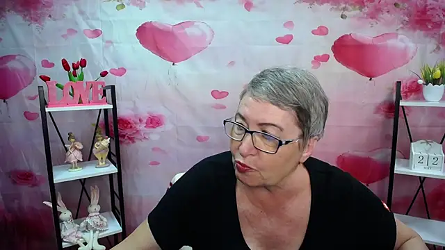 OlgaLuck online show from May 22, 2026, 5:14 am