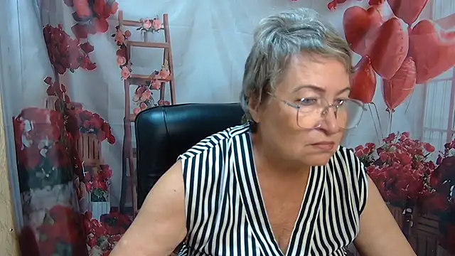 OlgaLuck online show from July 15, 2026, 5:34 am