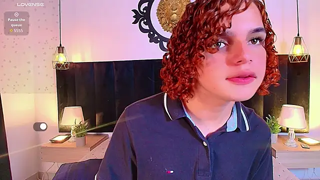 Snapshot of Skyee_angel chatting on June 17, 2026, 9:38 pm Skyee angel online show from June 17, 2026, 9:38 pm