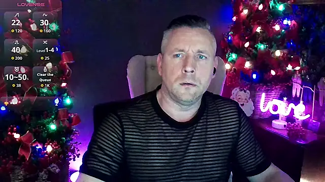 Snapshot of Hunter_Fl chatting on November 29, 2025, 3:59 pm Hunter Fl online show from November 29, 2025, 3:59 pm