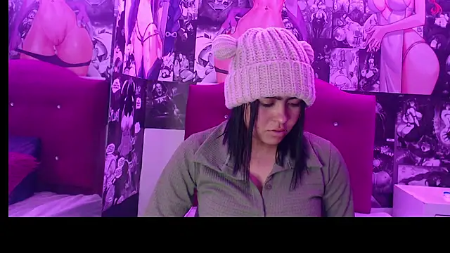 Snapshot of mia_violet8 chatting on November 30, 2025, 11:09 pm mia violet8 online show from November 30, 2025, 11:09 pm