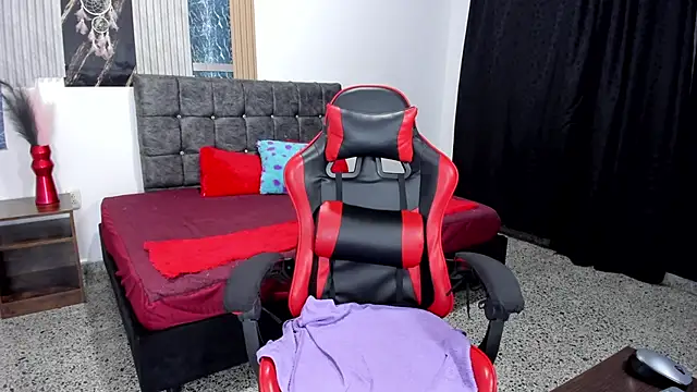 paola my online show from February 11, 2026, 6:57 pm