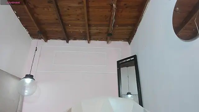 Izelevans online show from April 27, 2026, 12:25 pm