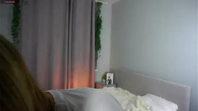 AmparoCilek online show from March 17, 2026, 9:07 pm