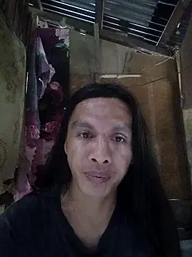 Snapshot of lovelycarla32 chatting on December 1, 2025, 7:13 am lovelycarla32 online show from December 1, 2025, 7:13 am