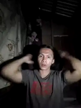 Snapshot of lovelycarla32 chatting on December 5, 2025, 2:47 pm lovelycarla32 online show from December 5, 2025, 2:47 pm