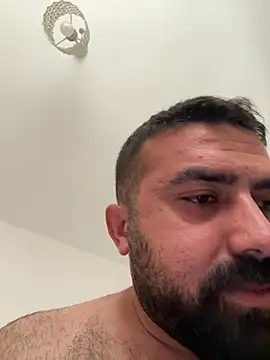 Ali2413 online show from July 5, 2026, 10:33 am