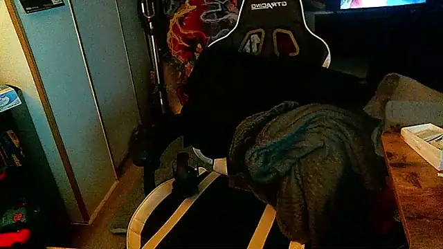 watchmegamer online show from November 28, 2025, 2:20 pm