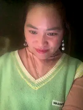 Snapshot of hotel222 chatting on November 23, 2025, 4:01 am hotel222 online show from November 23, 2025, 4:01 am