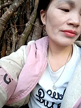 Snapshot of nangmo chatting on November 26, 2025, 1:28 am nangmo online show from November 26, 2025, 1:28 am