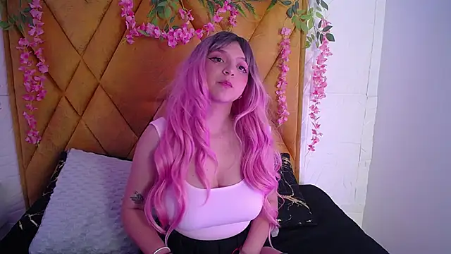 Snapshot of CandySwan chatting on November 30, 2025, 1:53 am CandySwan online show from November 30, 2025, 1:53 am