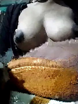 Snapshot of Daily_lust chatting on February 4, 2026, 3:51 pm Daily lust online show from February 4, 2026, 3:51 pm