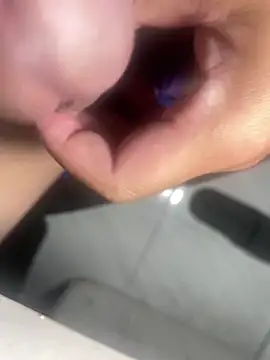 boyyyy2k1 online show from March 3, 2026, 4:57 pm