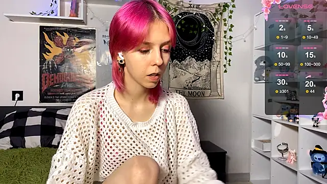 FairyLuna online show from March 3, 2026, 7:42 pm