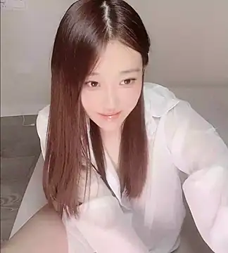 clara-cc online show from March 8, 2026, 3:27 pm