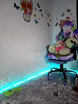 DaslyTsRoze online show from March 20, 2026, 1:54 am