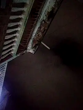 alessa xxx online show from April 16, 2026, 4:35 am