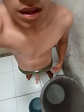 Ruan34635 online show from April 5, 2026, 4:26 pm