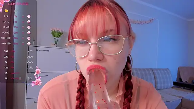 SweetieMarry online show from April 15, 2026, 3:02 am